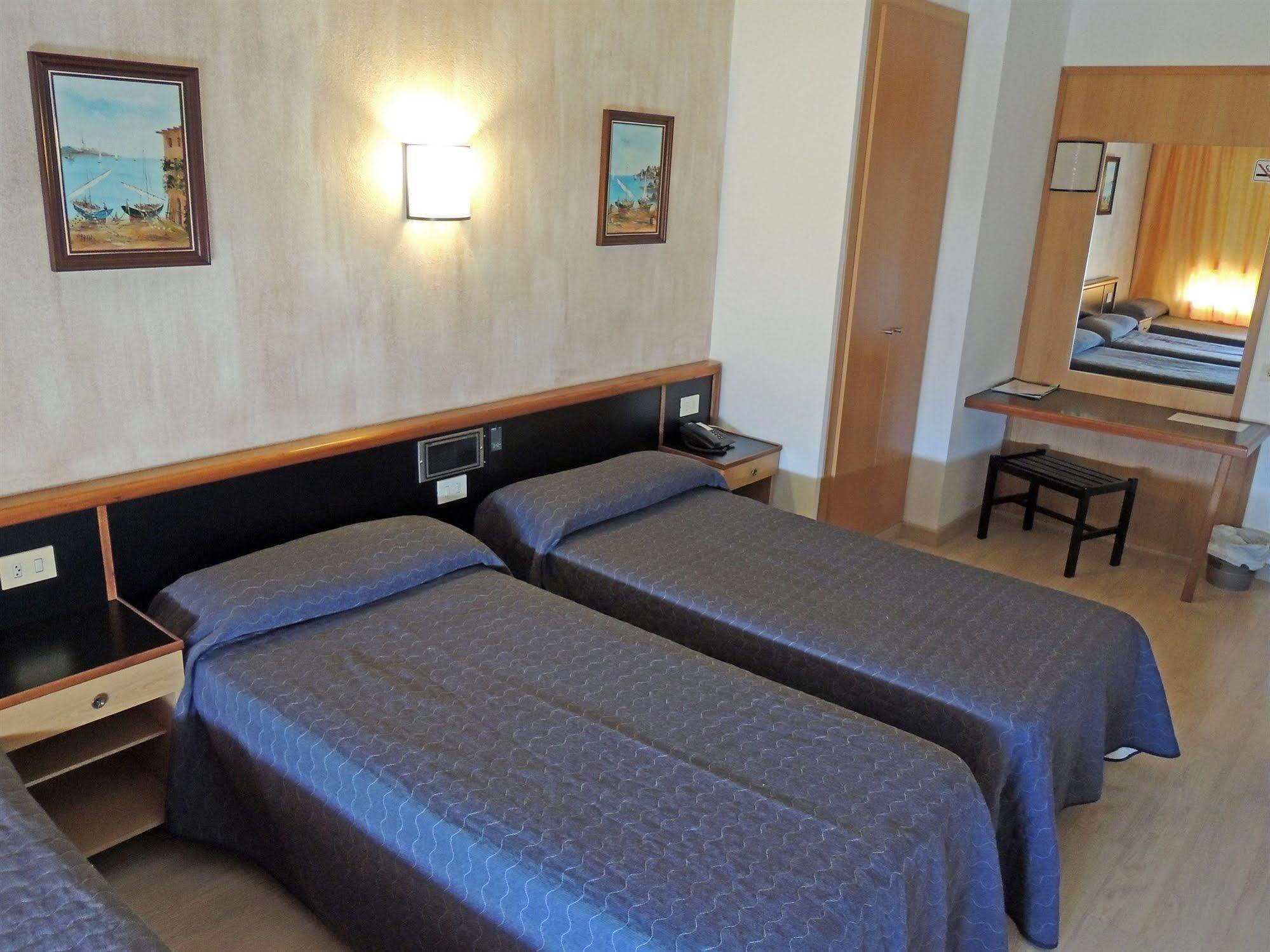 Vilobi Hotel 3*