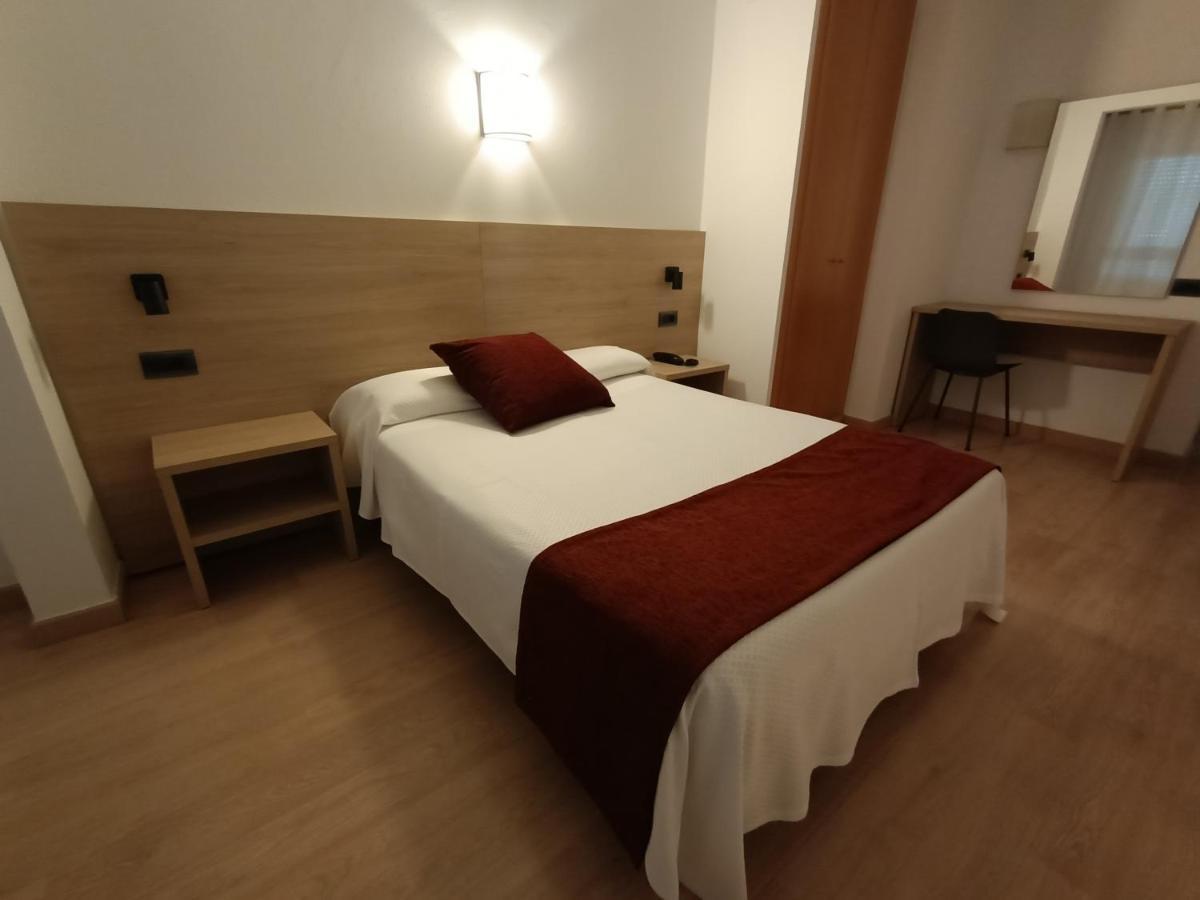 Hotel Vilobi 3*