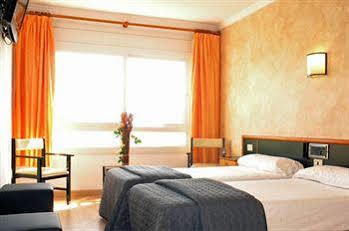 Vilobi Hotel 3*